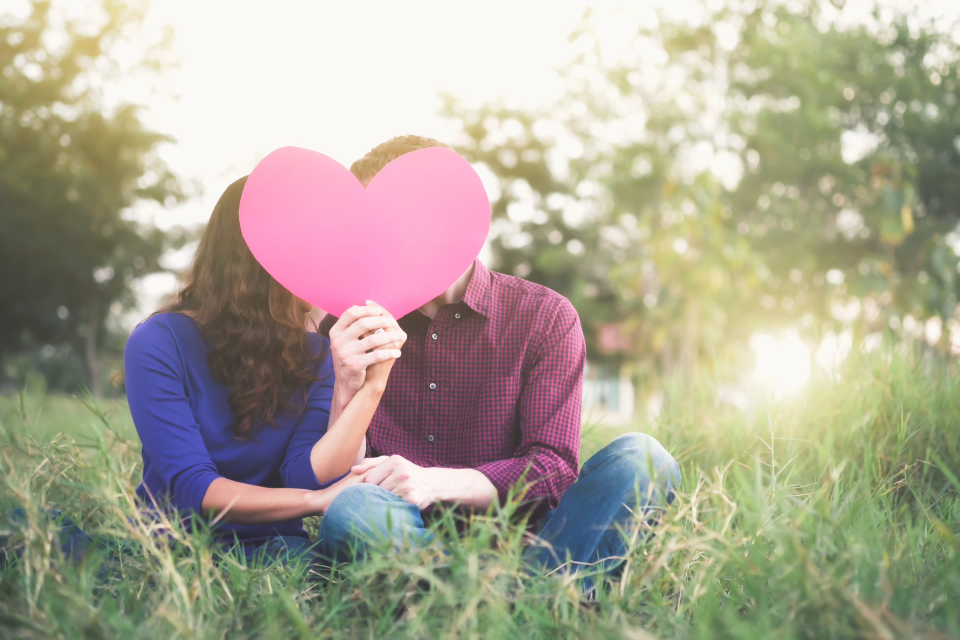 How To Plan Your Wedding Anniversary Party: Tips & Advice