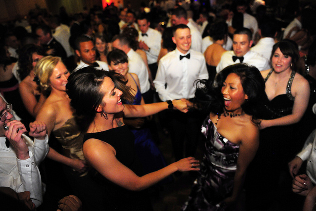 Planning A Corporate Party - Black TIe