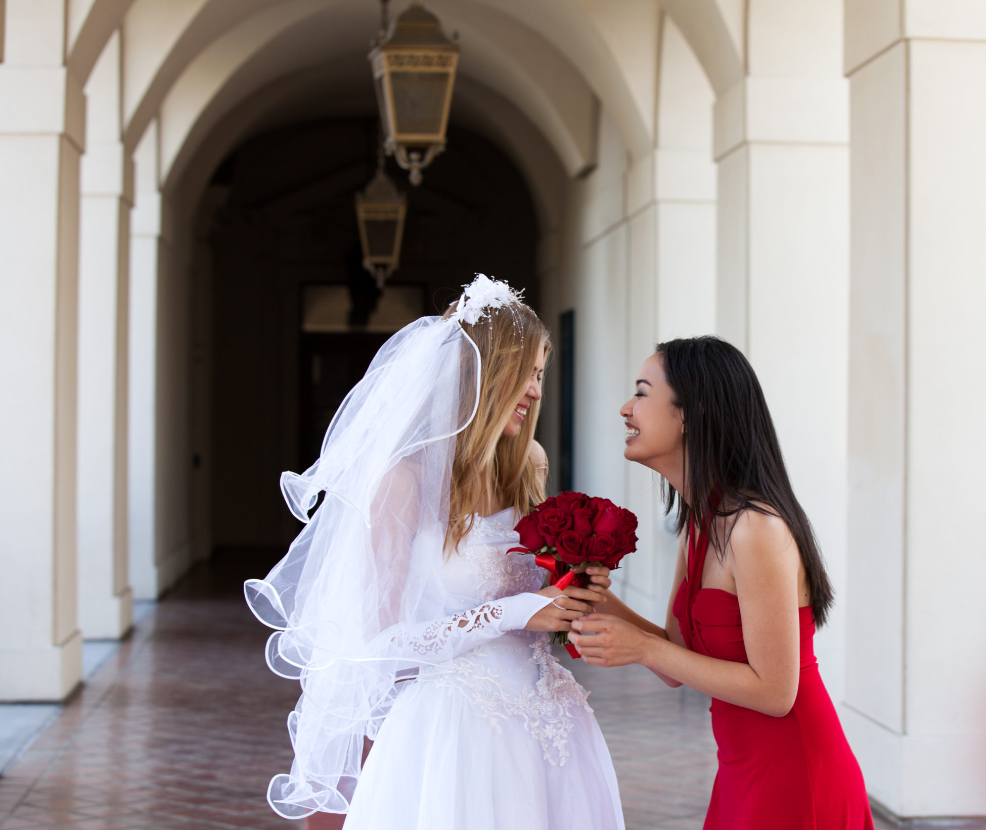maid of honor duties